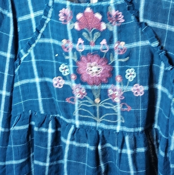Blue Rain Embroidered navy plaid top med Francesca's - Picture 10 of 12